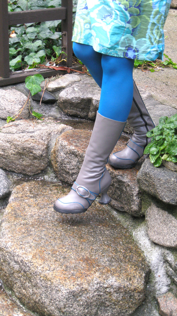 Everyday Fluevogs | March 5, 2011