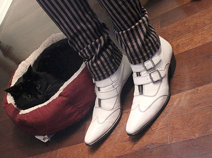 Everyday Fluevogs | May 12, 2011