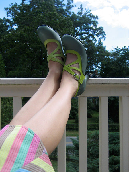Everyday Fluevogs | November 8, 2010