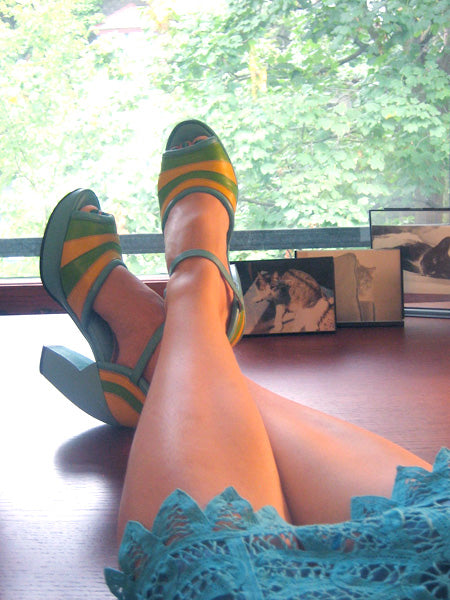 Everyday Fluevogs | November 22, 2010
