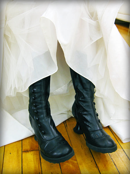 Everyday Fluevogs | August 9, 2010