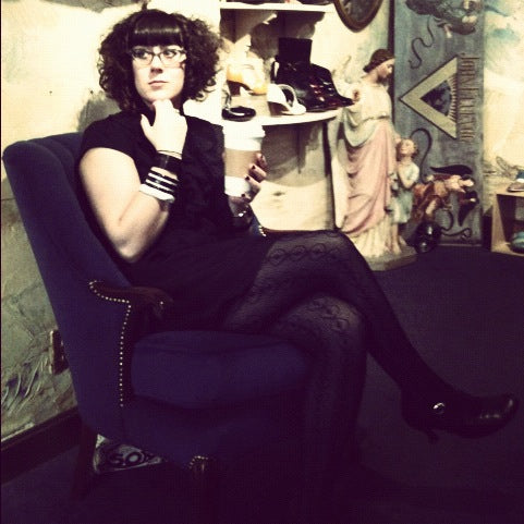 Friday s Fluevogologist: Jessamy
