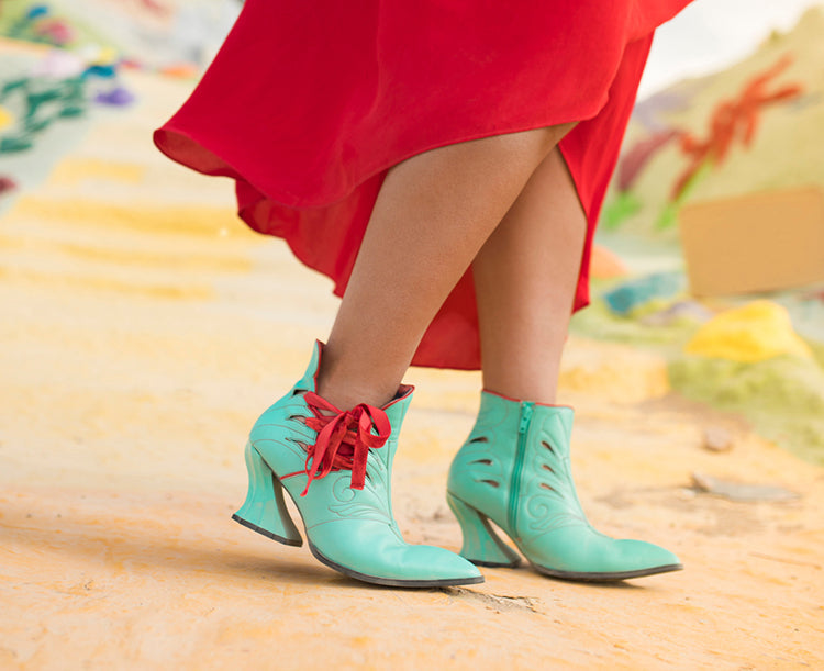 Follow the beat of your sole | Spring/Summer '18