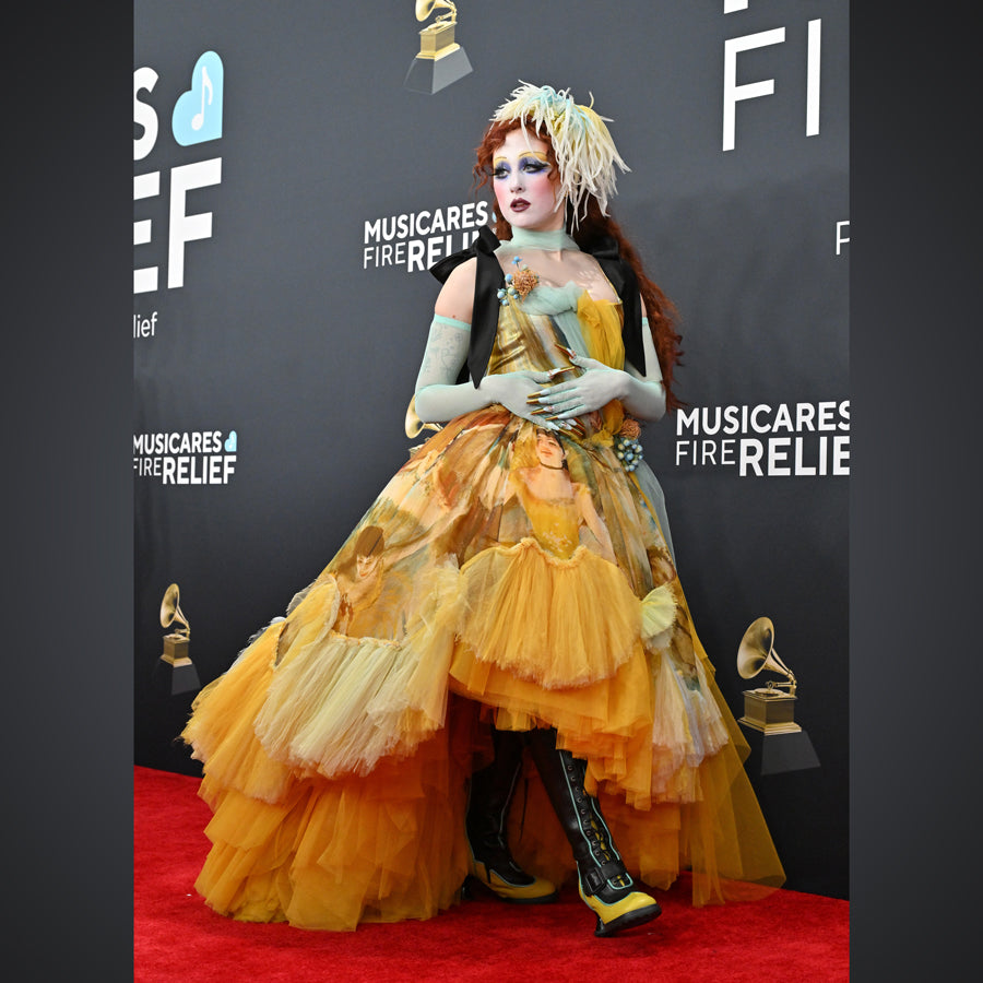 Chappell Roan en bottes Fluevog personnalisées pour les Grammys 2025 !