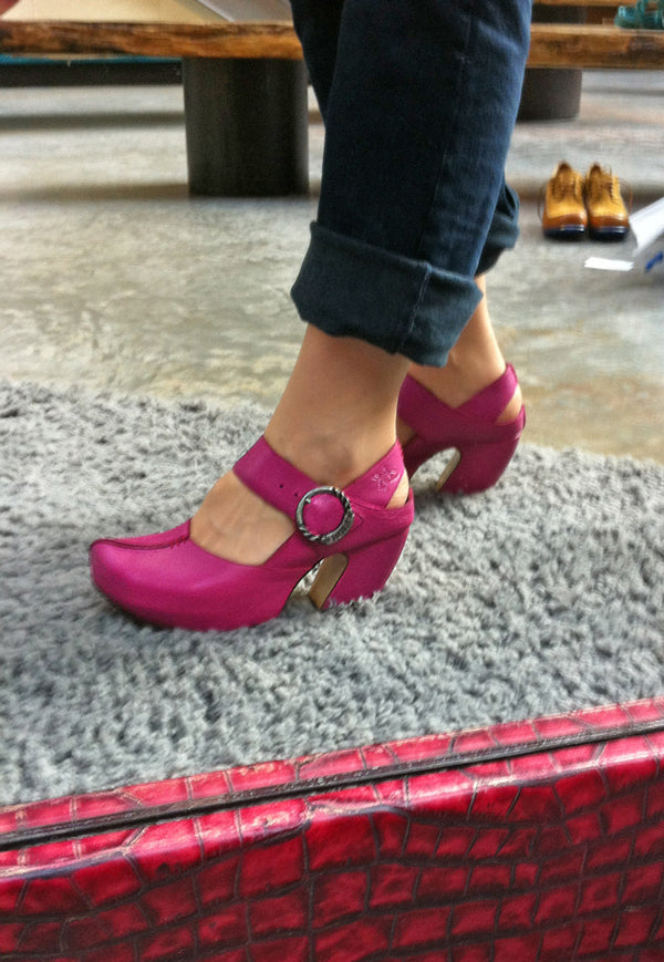 Everyday Fluevogs | May 5, 2013