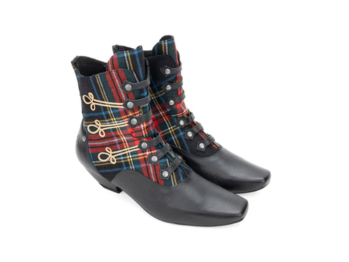 Octavia - Plaid/Black