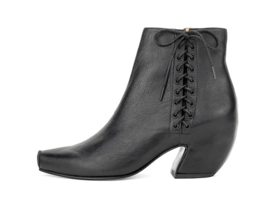 Precision - Black
