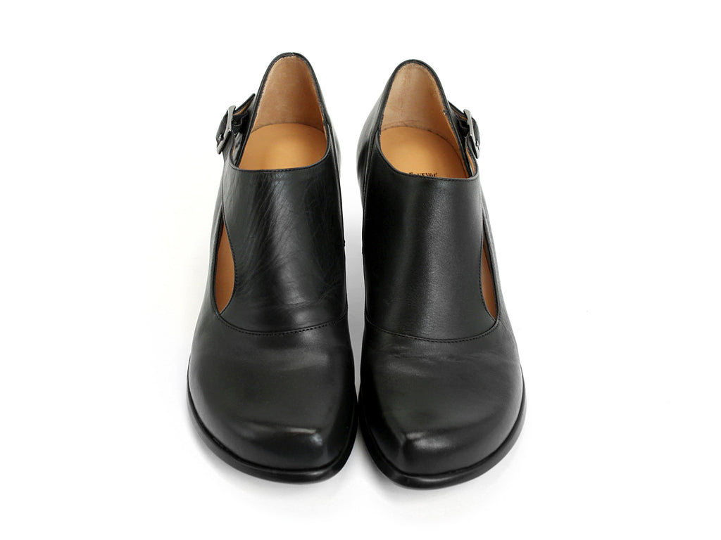 black - Front
