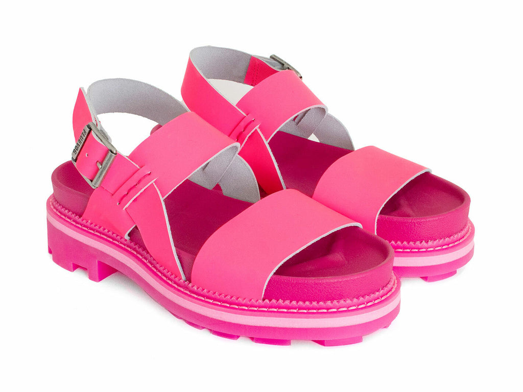 pink - Quarter view