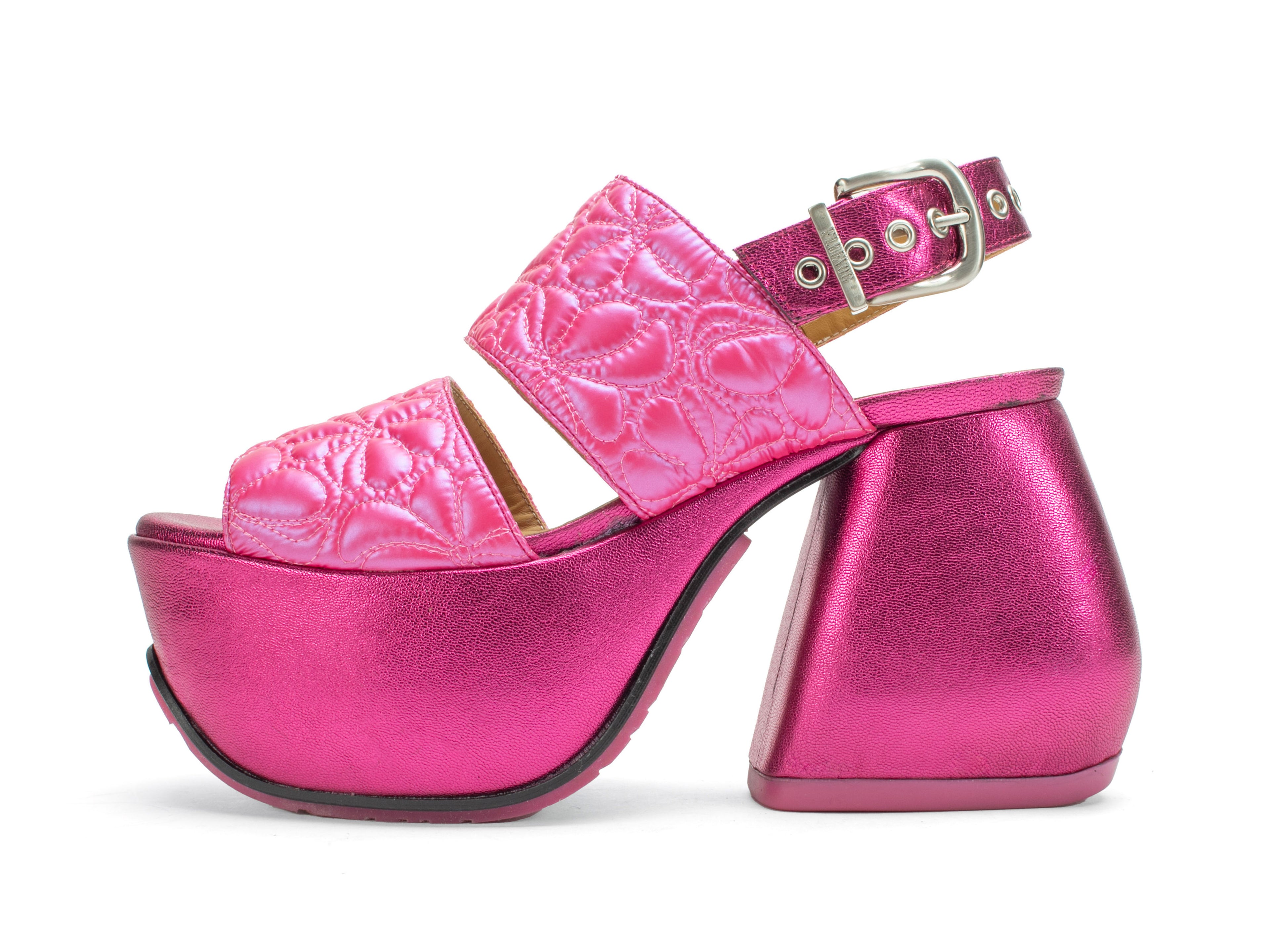 pink_quilted - Outside