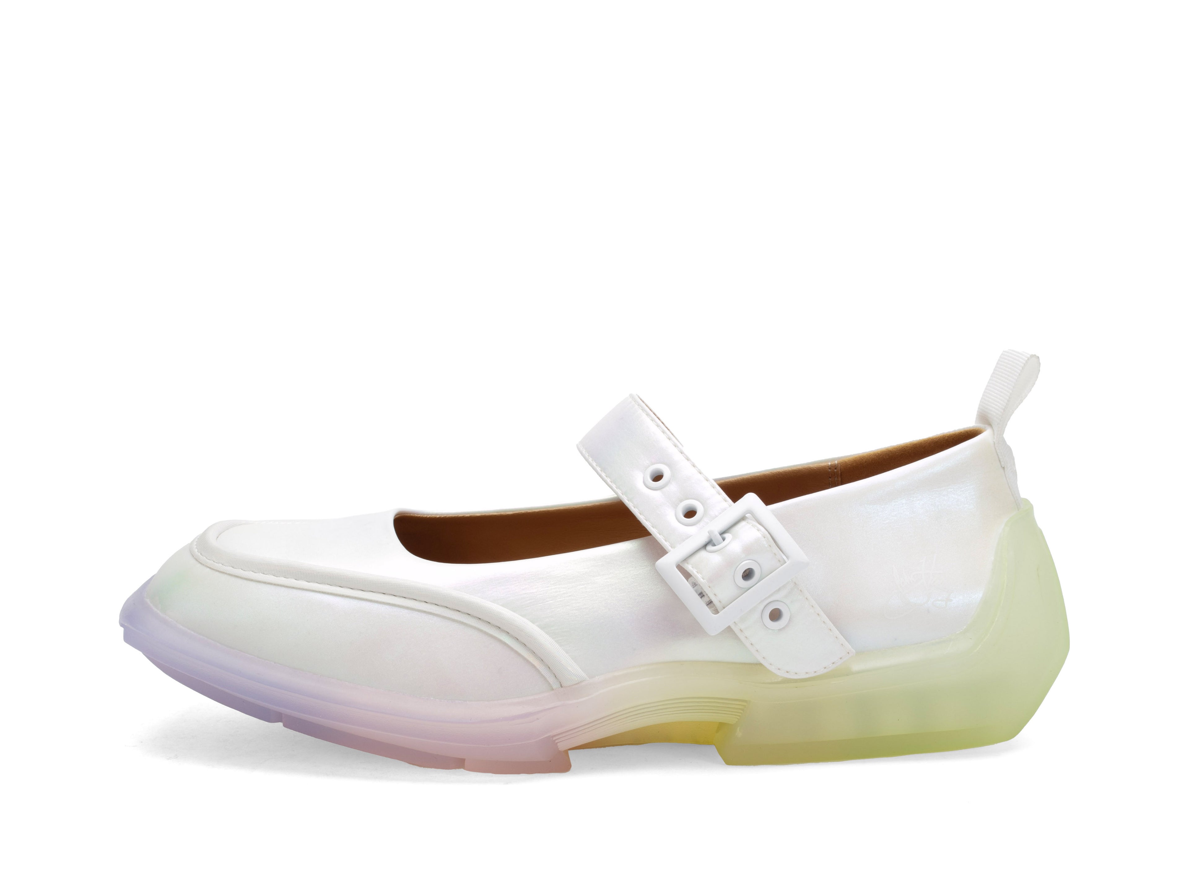 white_pink_green_vegan - Outside