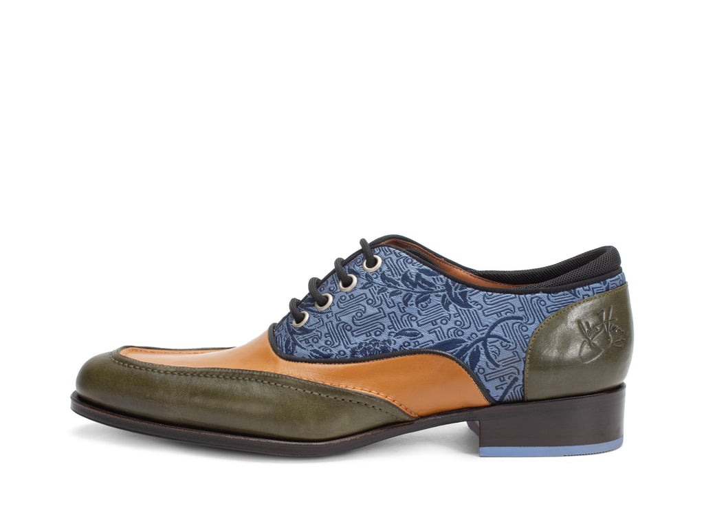jf_floral_brown_blue - Outside