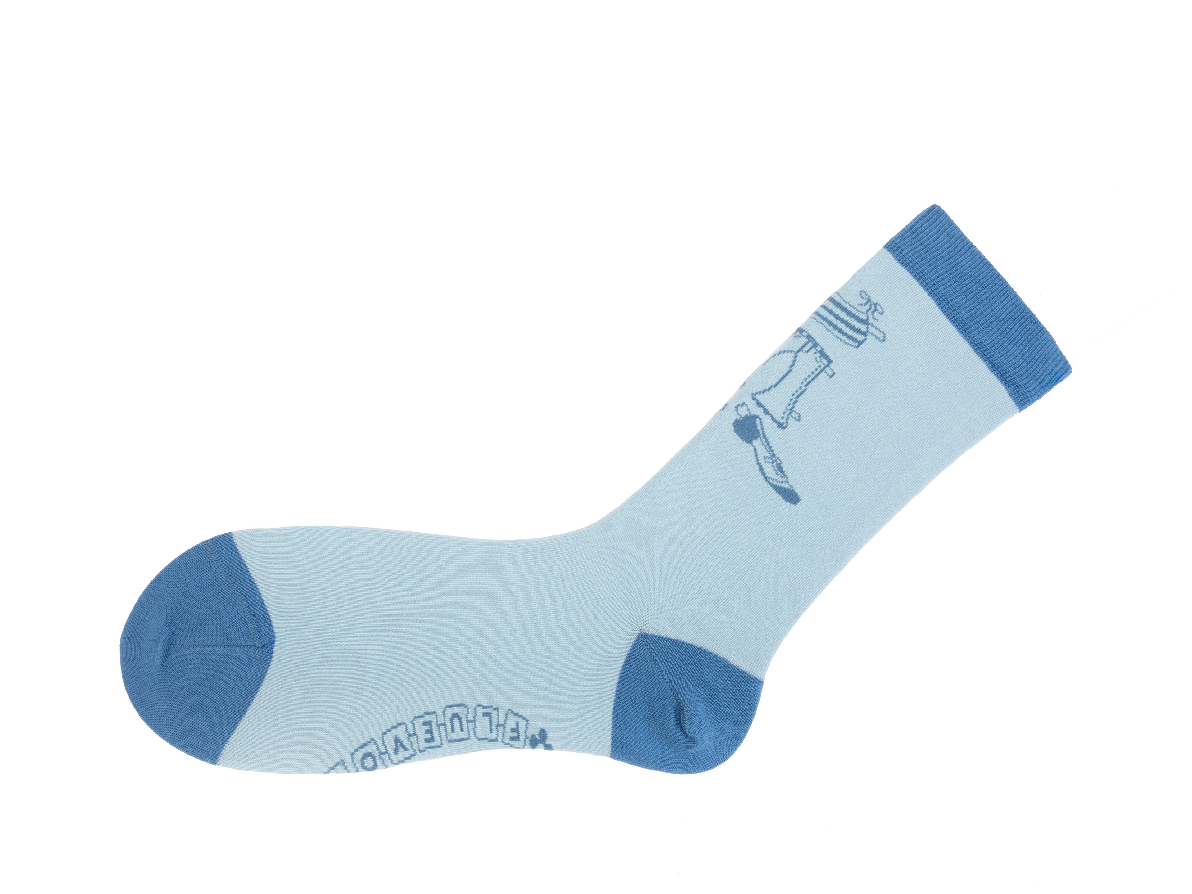 cream_black_blue