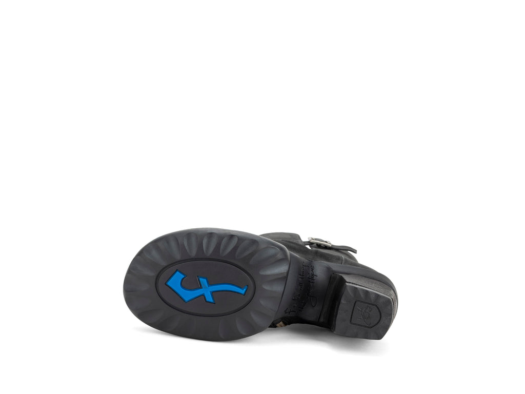 black - Sole View