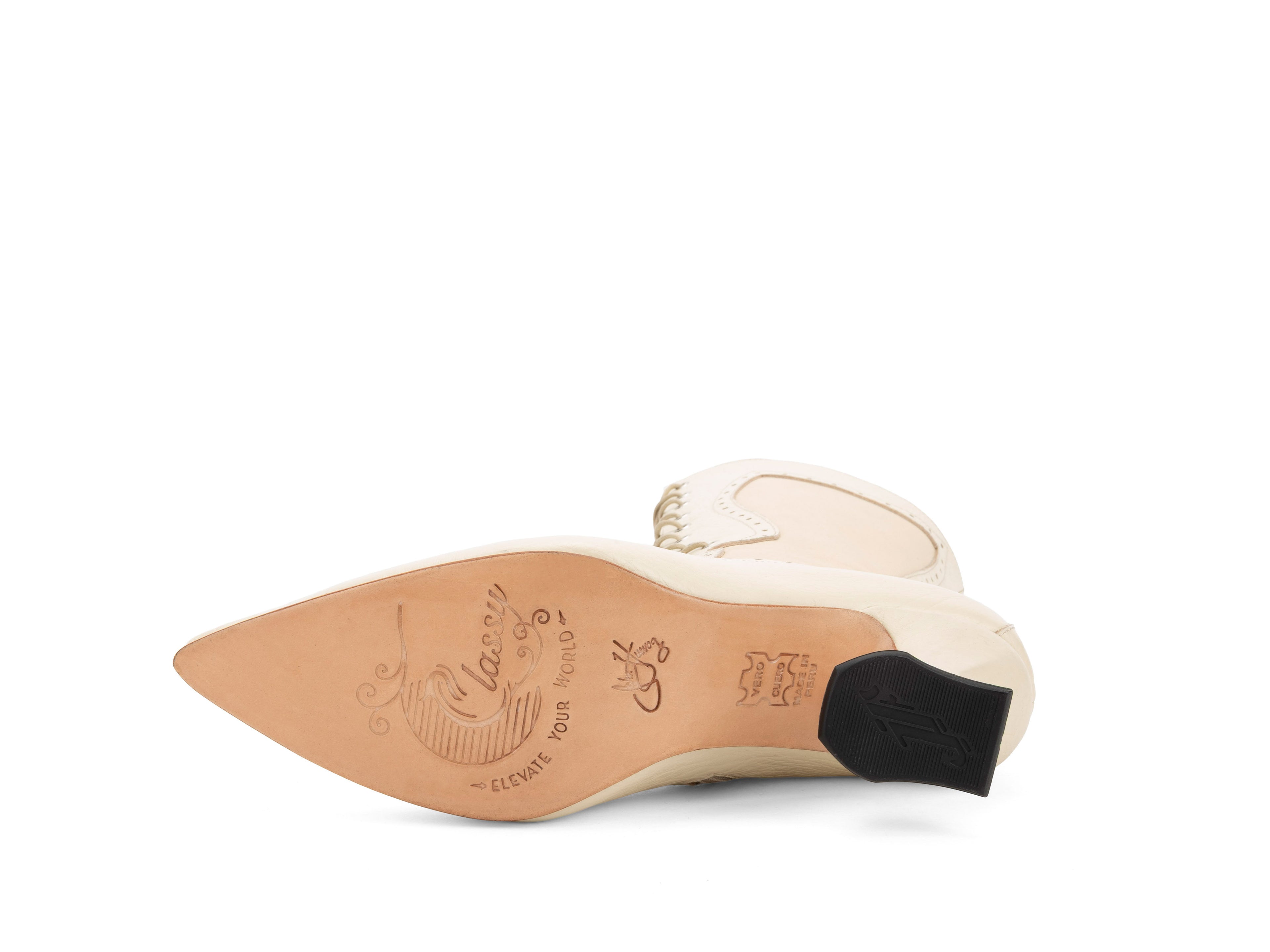 white - Sole View