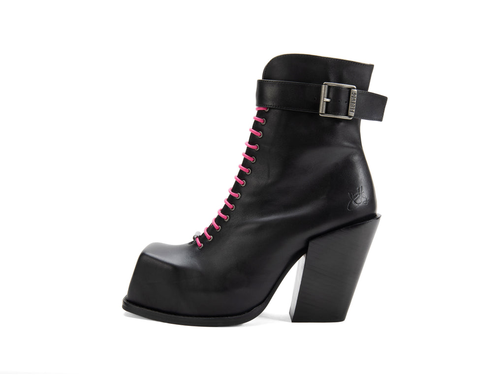 black - Profile Outside
