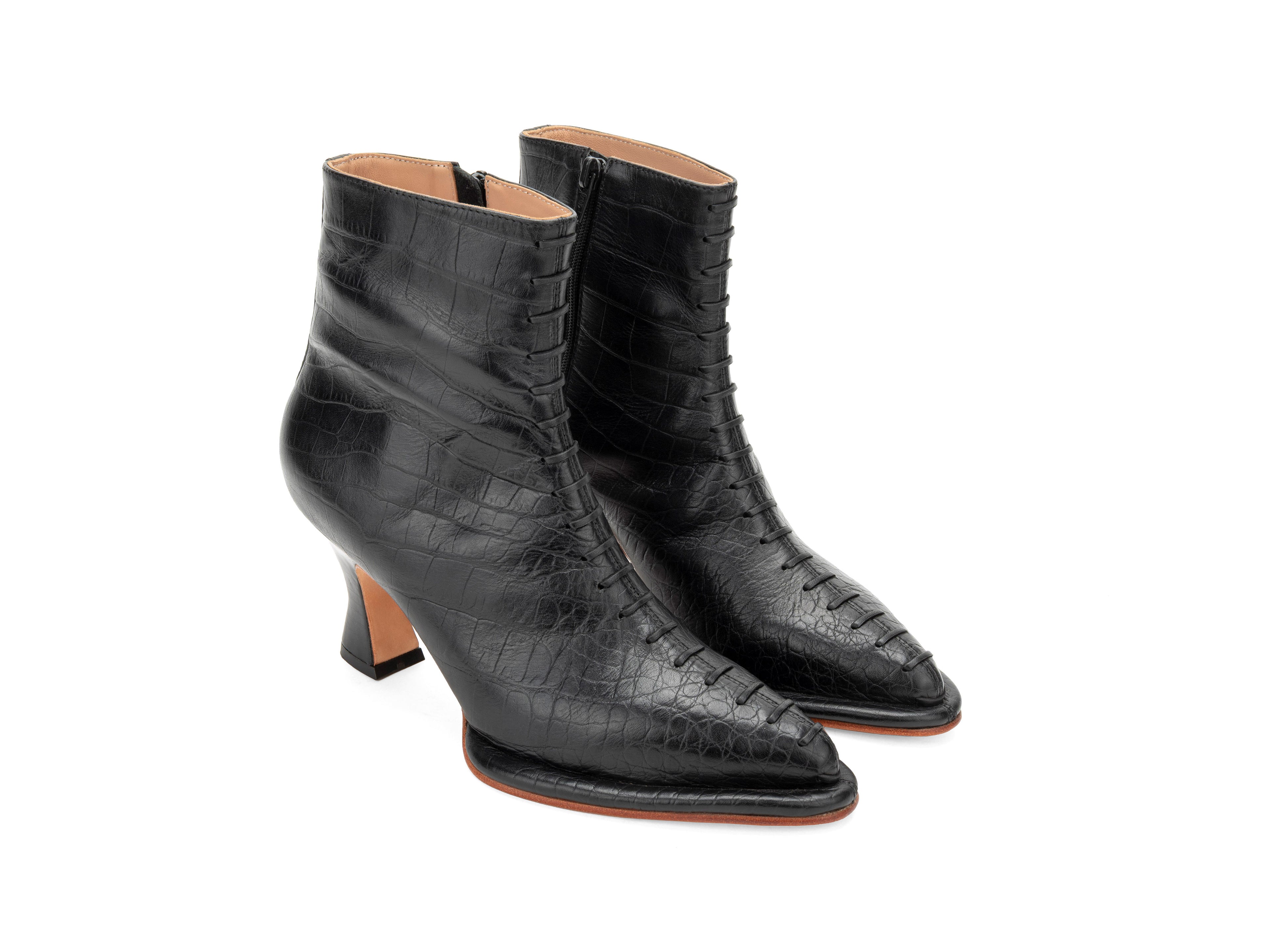 black_croc - Quarter View