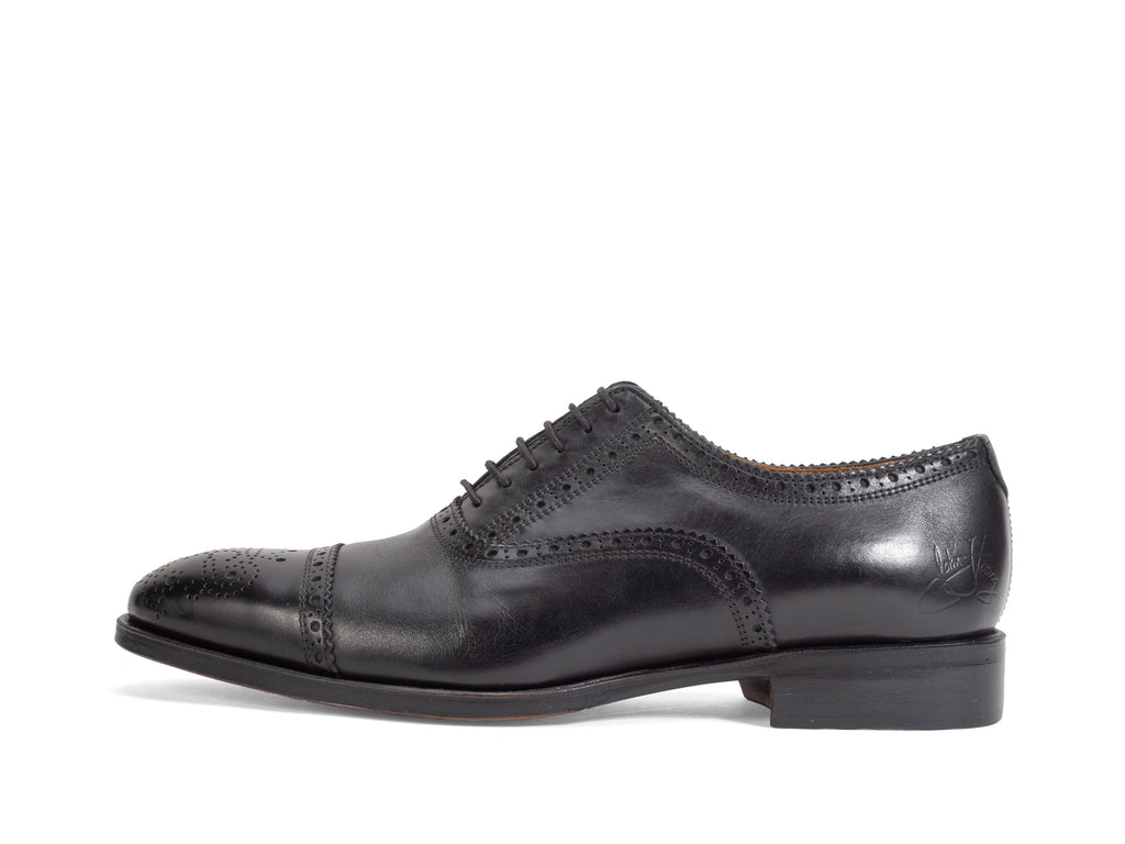 black_with_black_stitching - Outisde