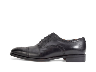 Brandenburg - Black with black stitching