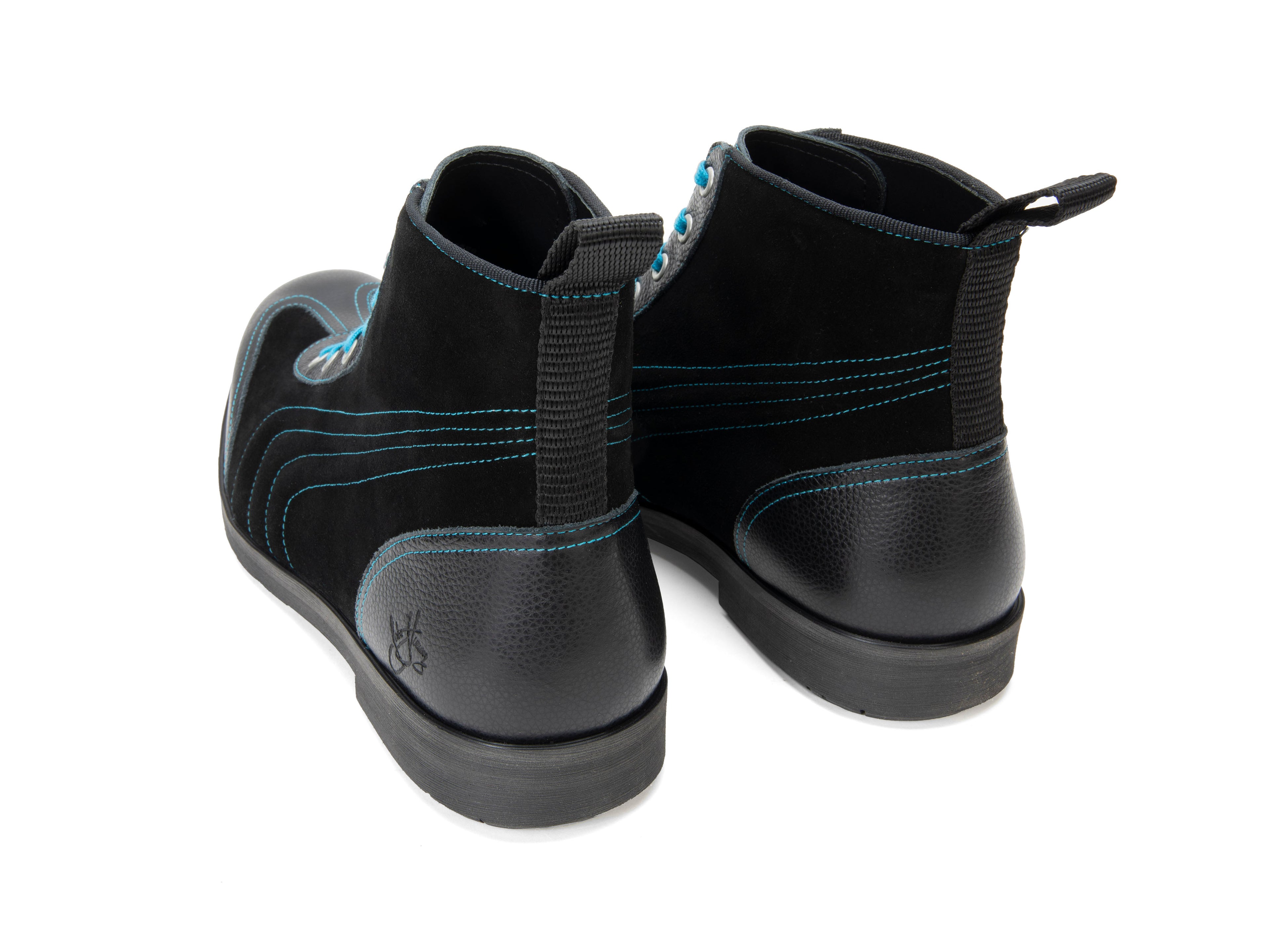 black_blue - Back View