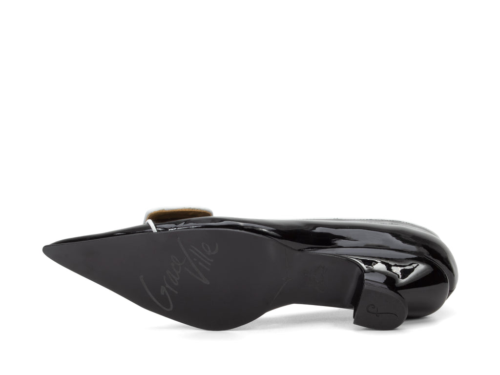 black - Sole