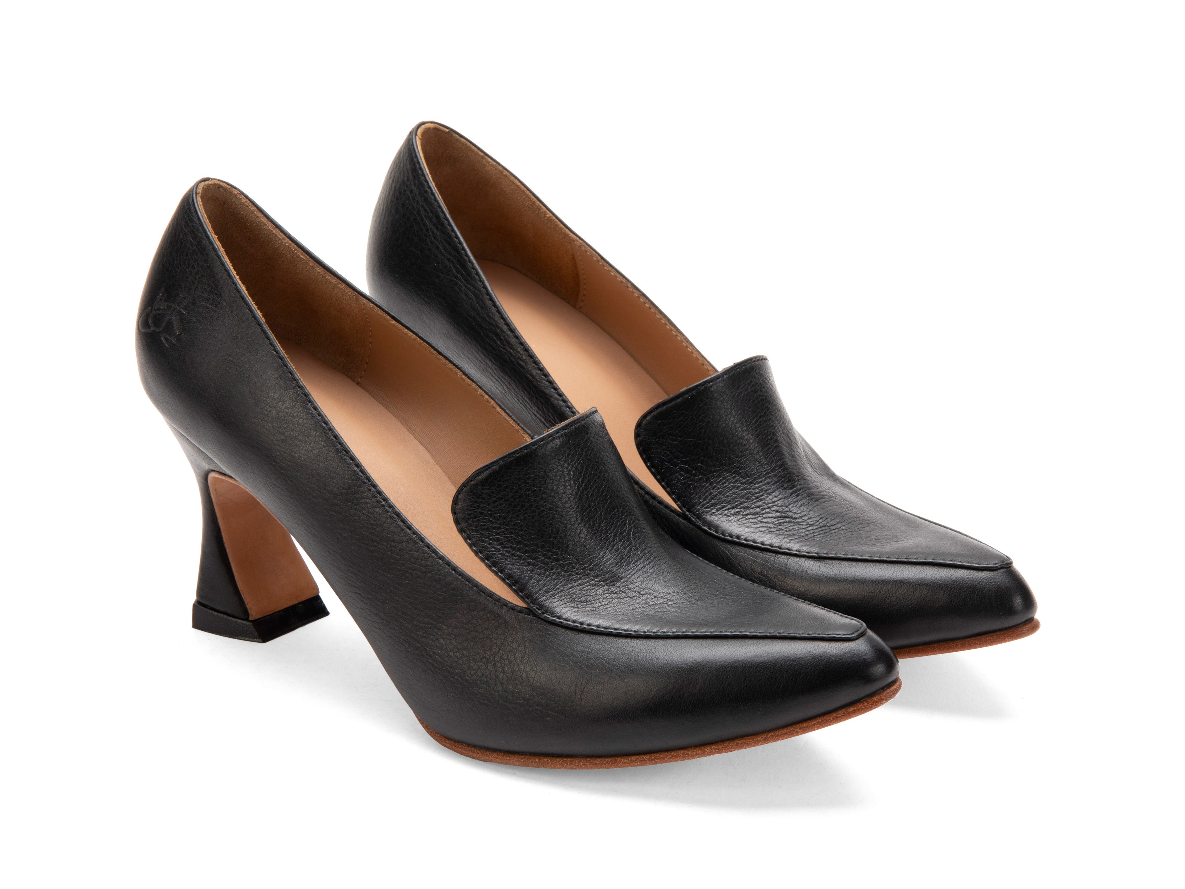 soft_black - Quarter View