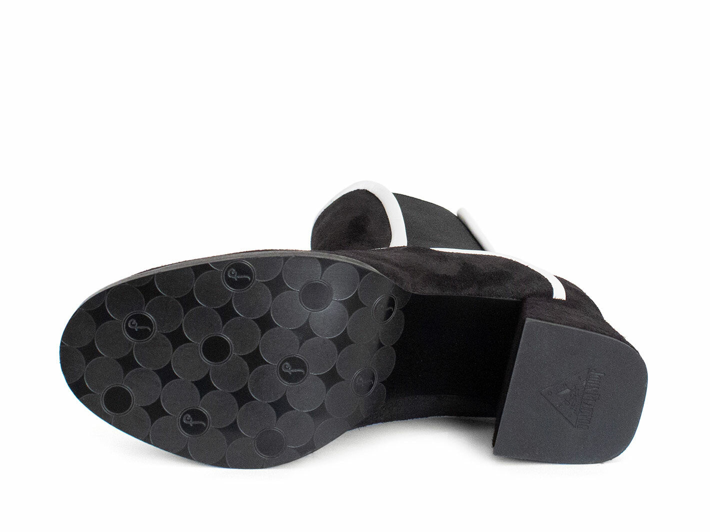 black - Sole