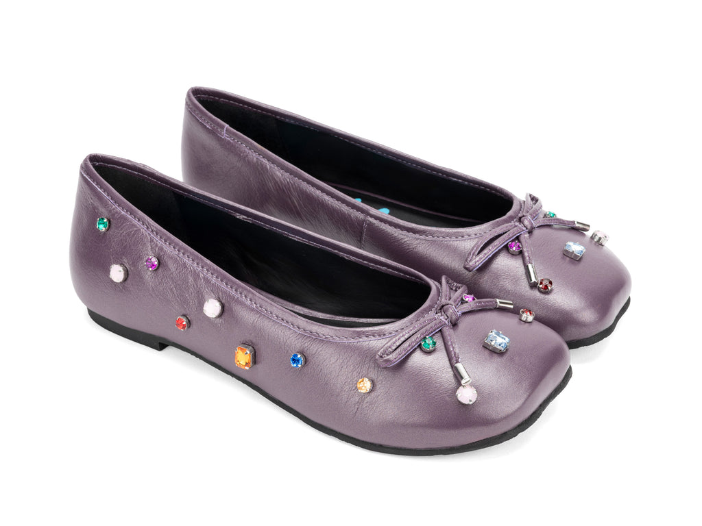 plum - Quarter View