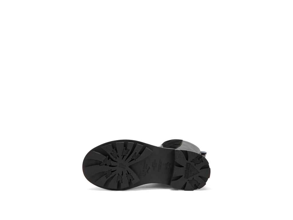 black - Sole View