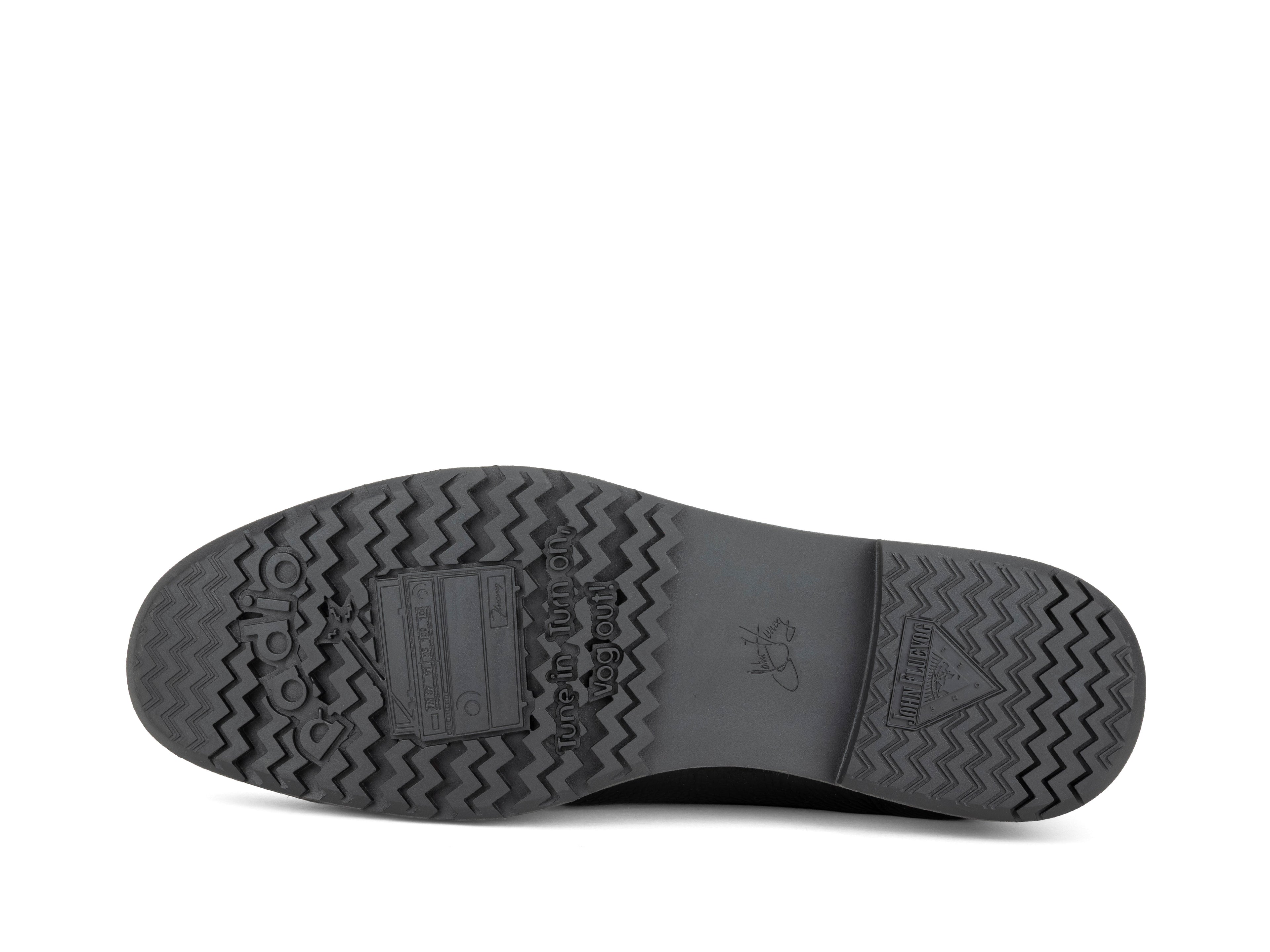 black - Sole View