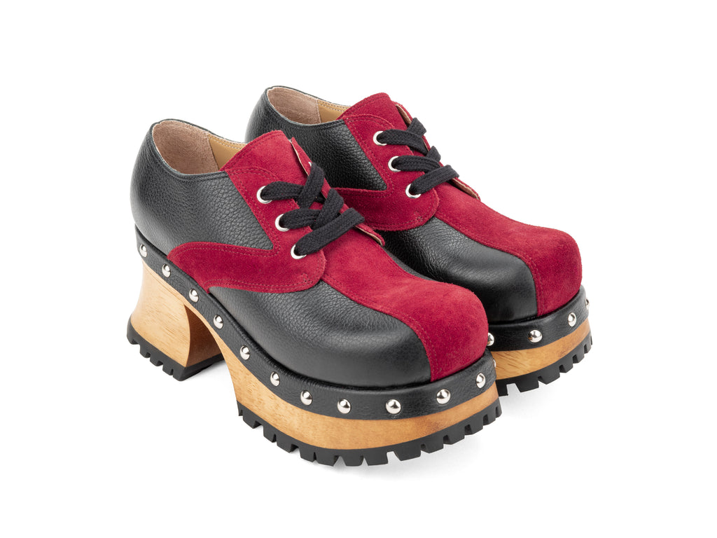 black,red - Quarter View