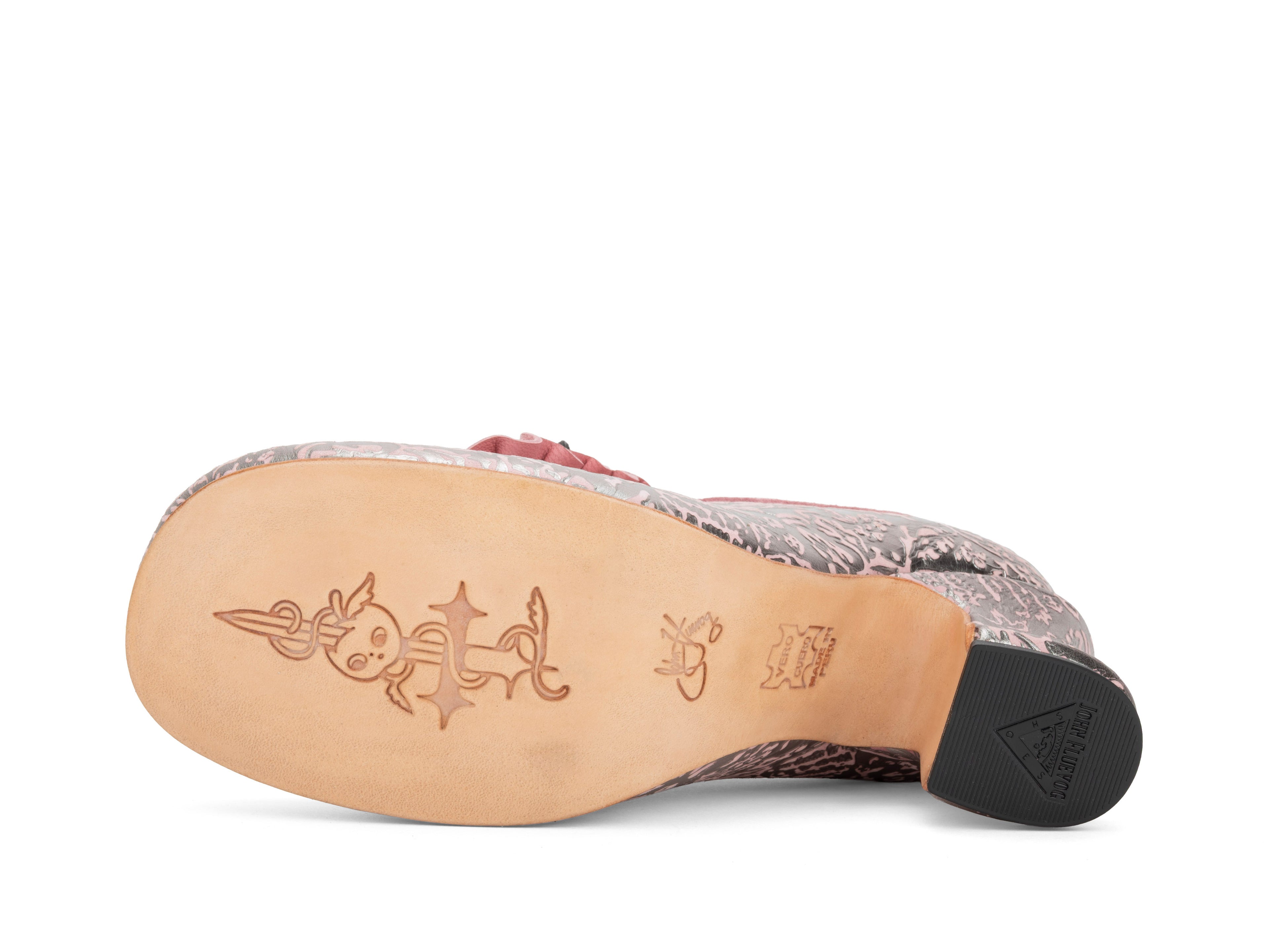 pink_silver - Sole View
