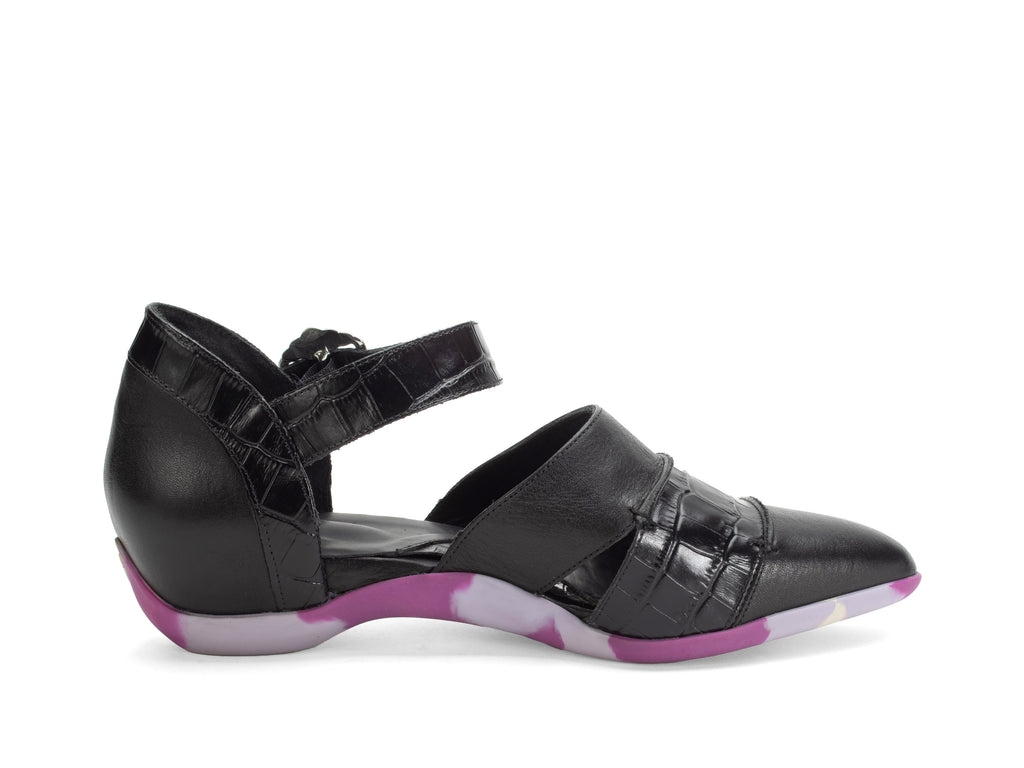 black_purple - Inside