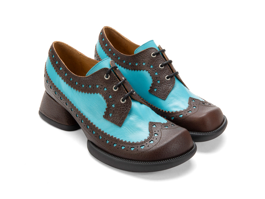 brown_blue - Quarter View