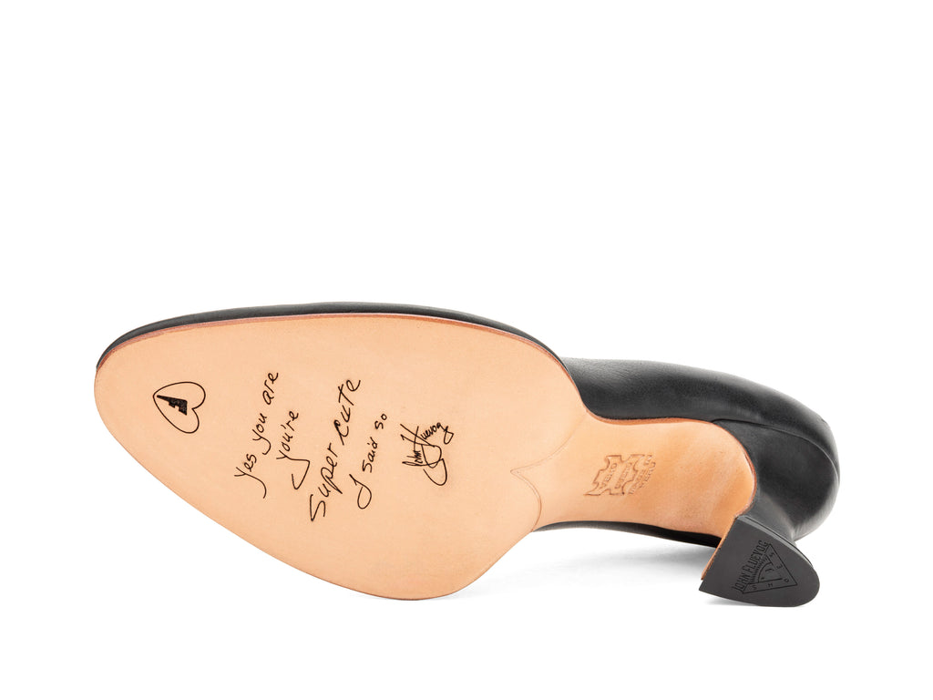 black - Sole View