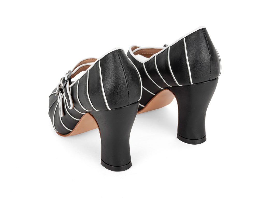 black,white - Back Pair