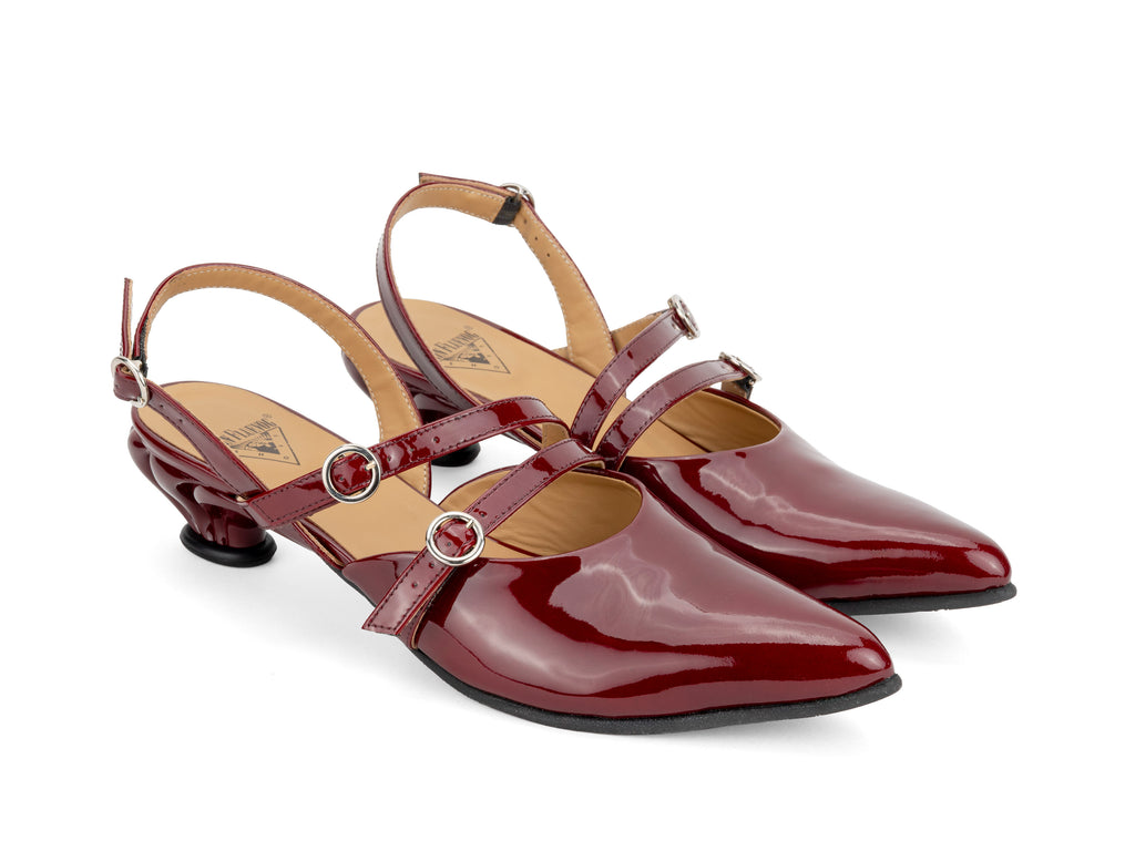 red - Quarter View