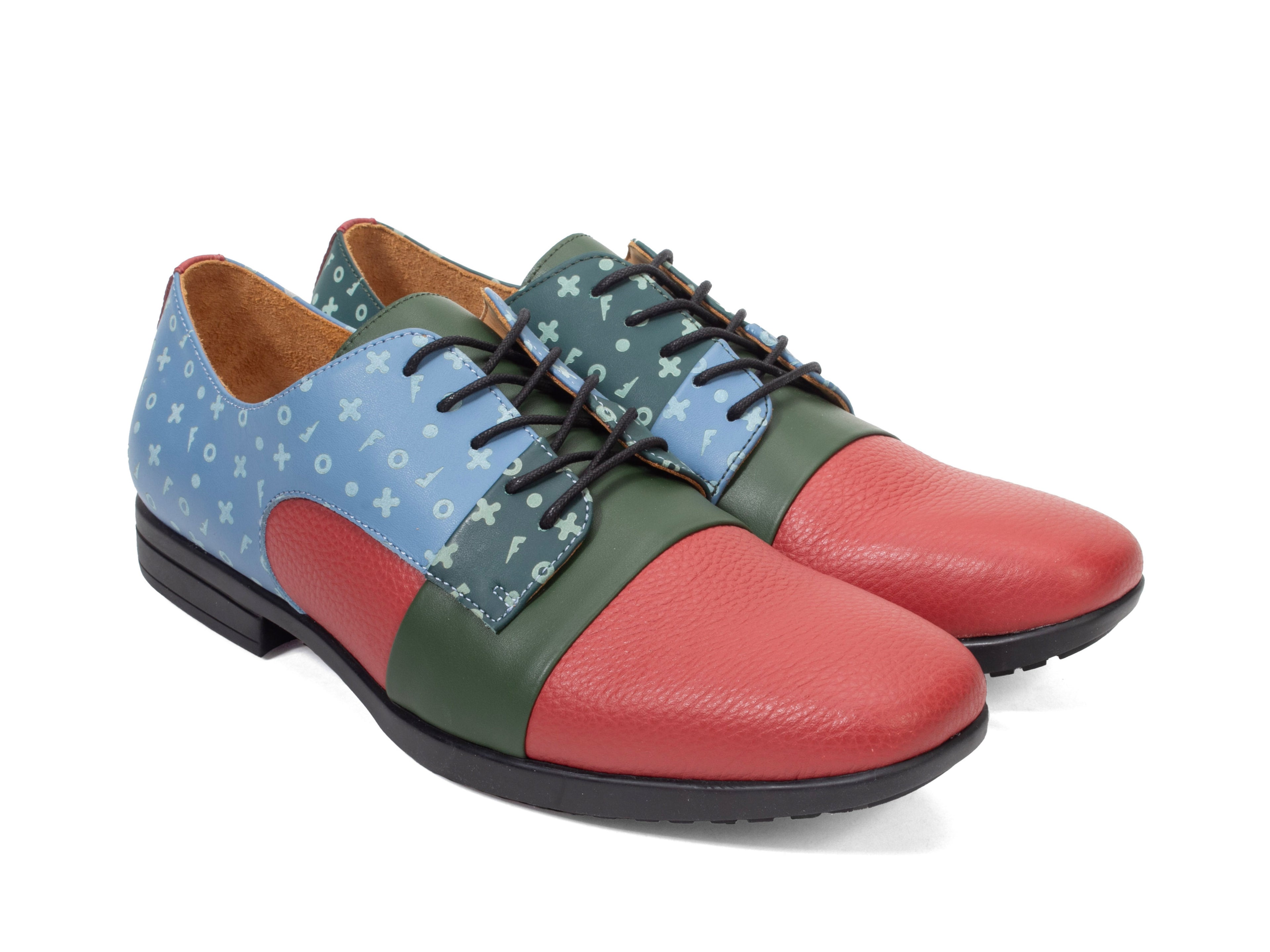 blue_green_red - Quarter view