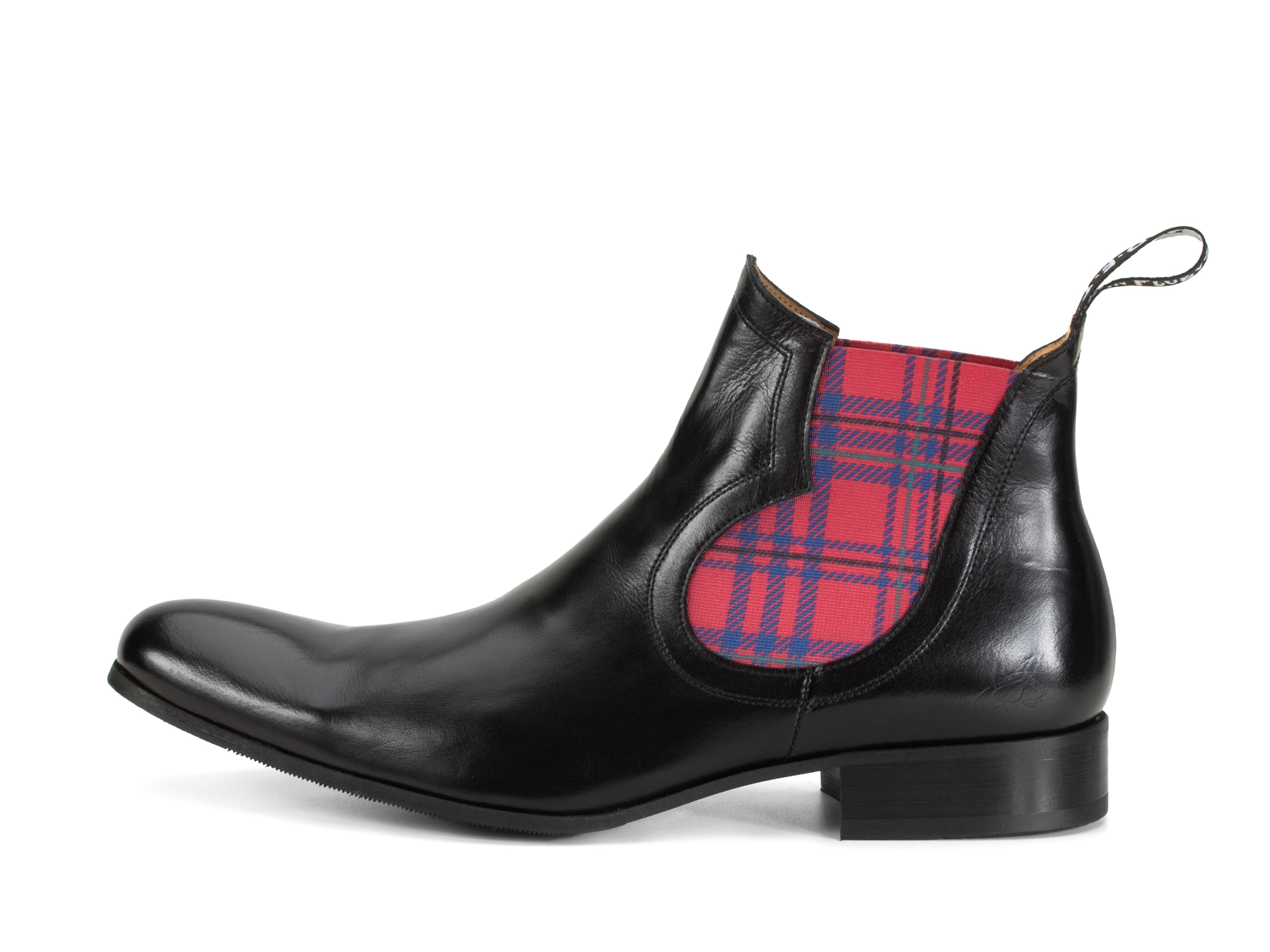 black_red_plaid - Profile Outside