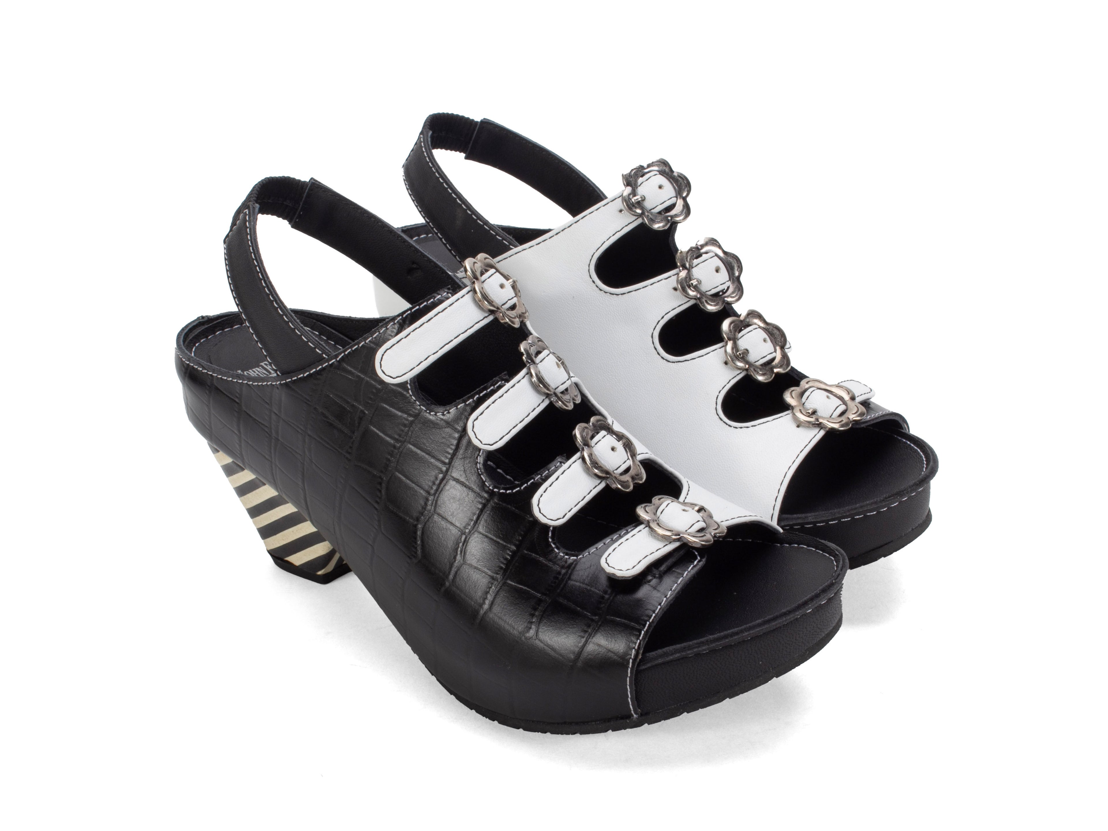 black_white - Front