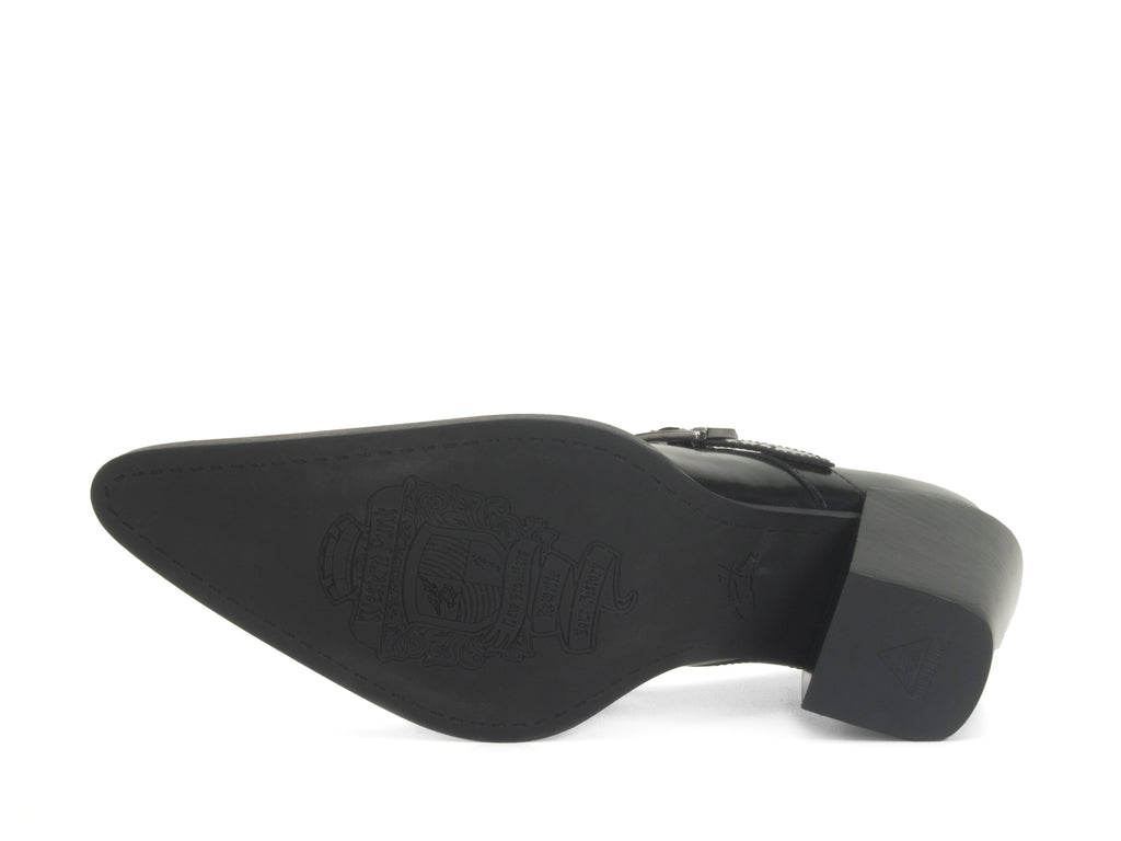 black - Sole View