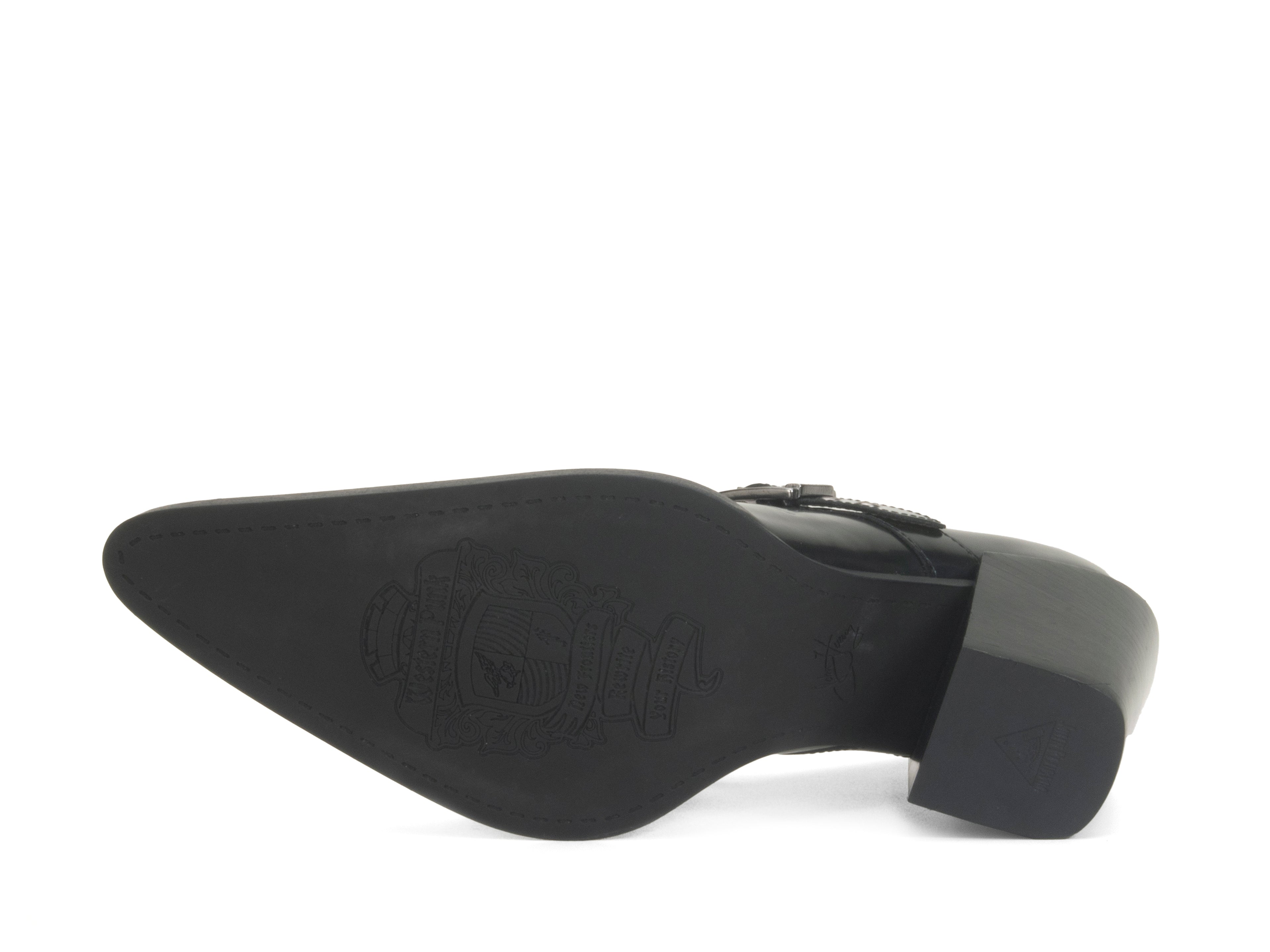 black - Sole View