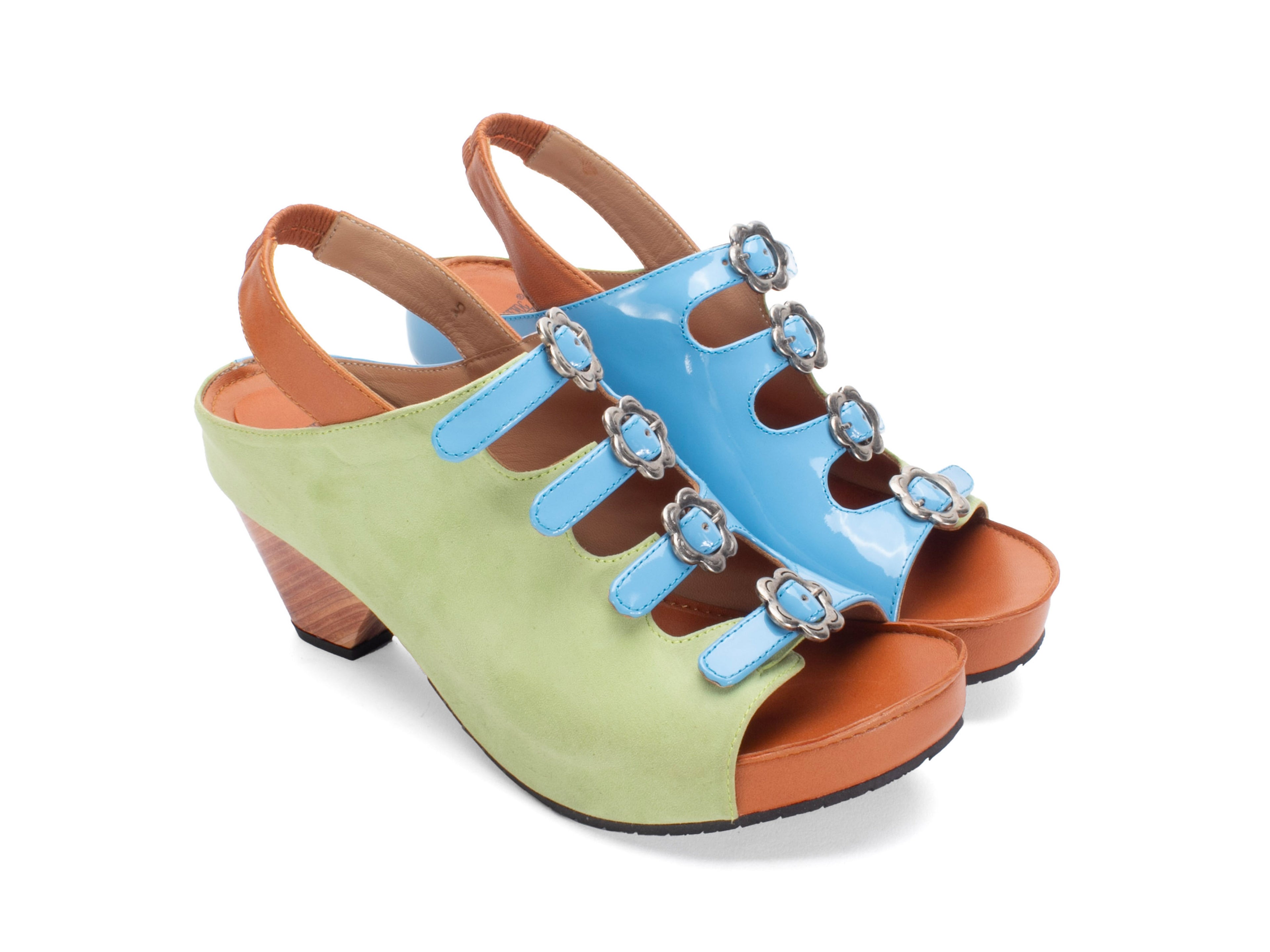 green_light_blue_brown - Front