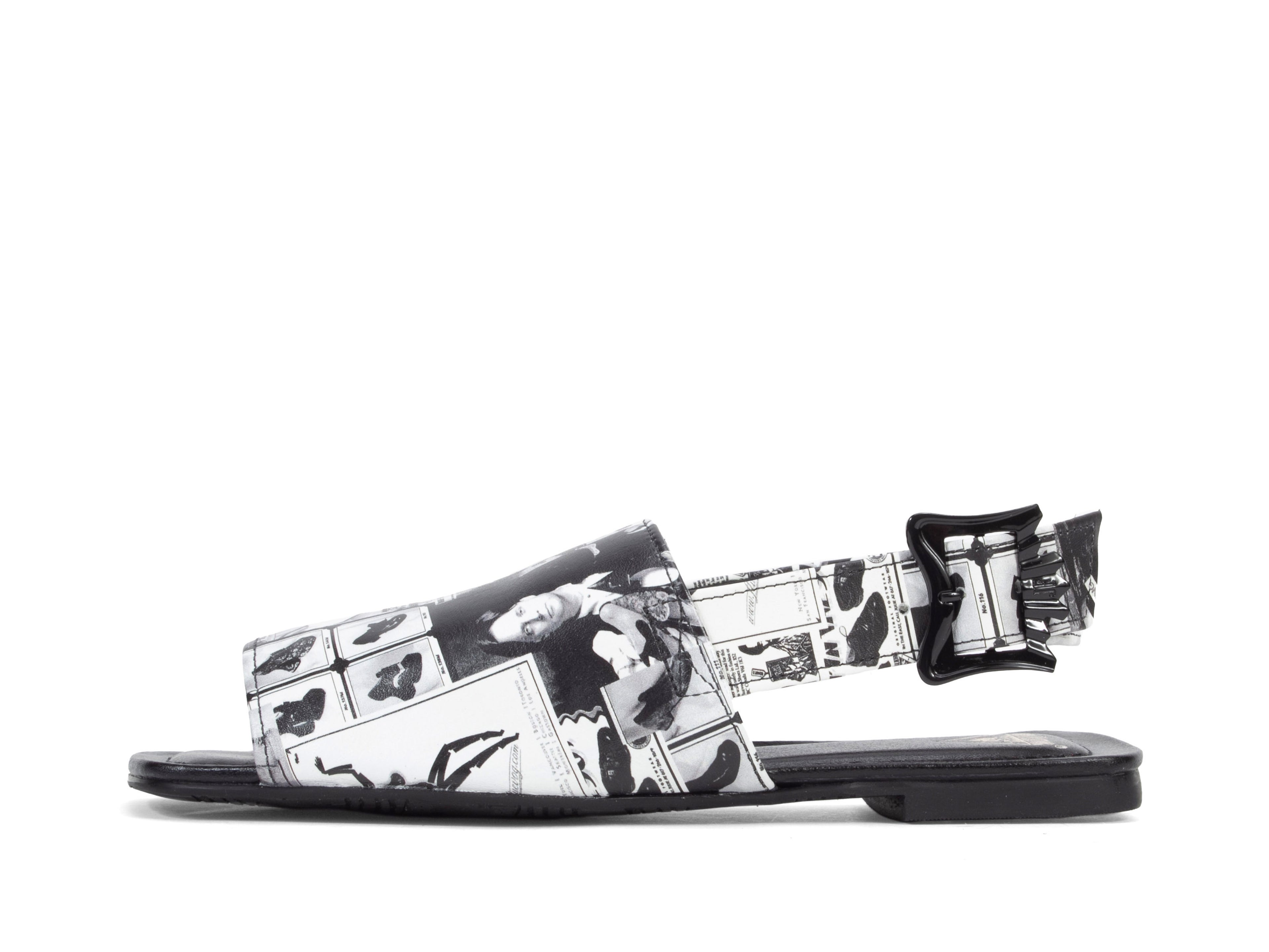 newsprint_black_white - Outside