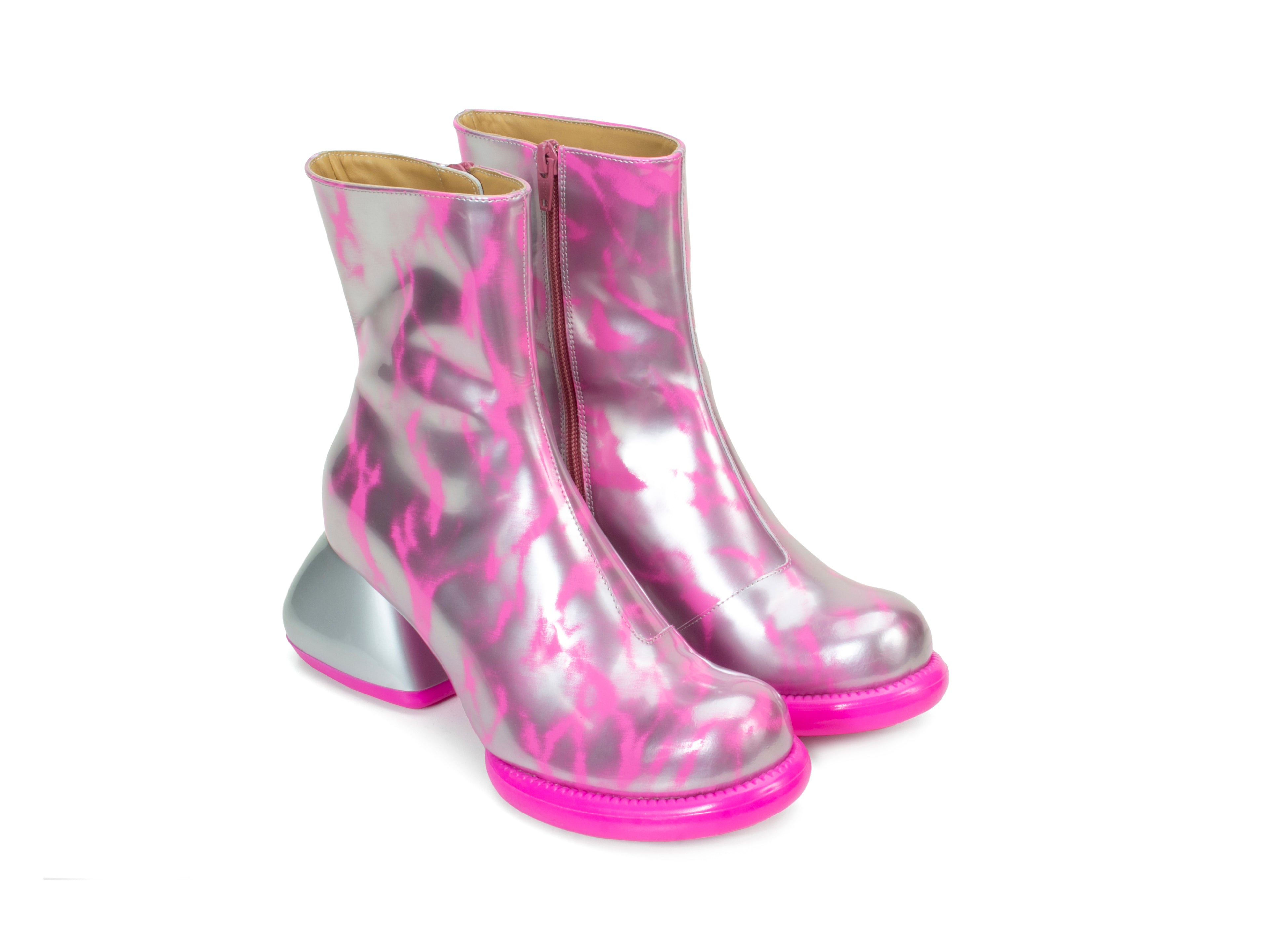 metallic_silver_pink - Main View