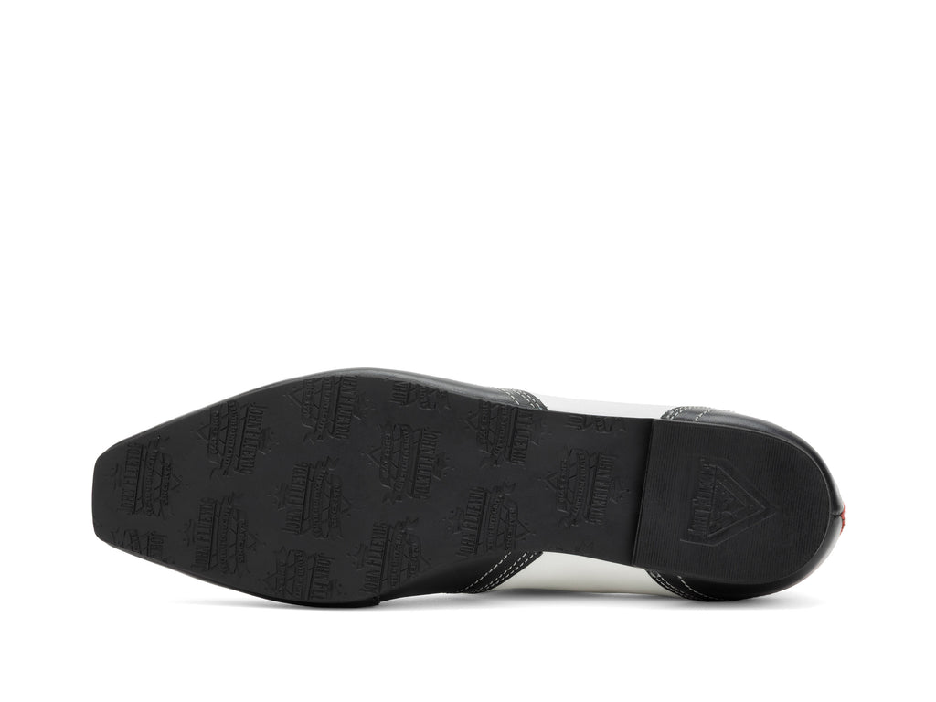black_white_red - Sole View