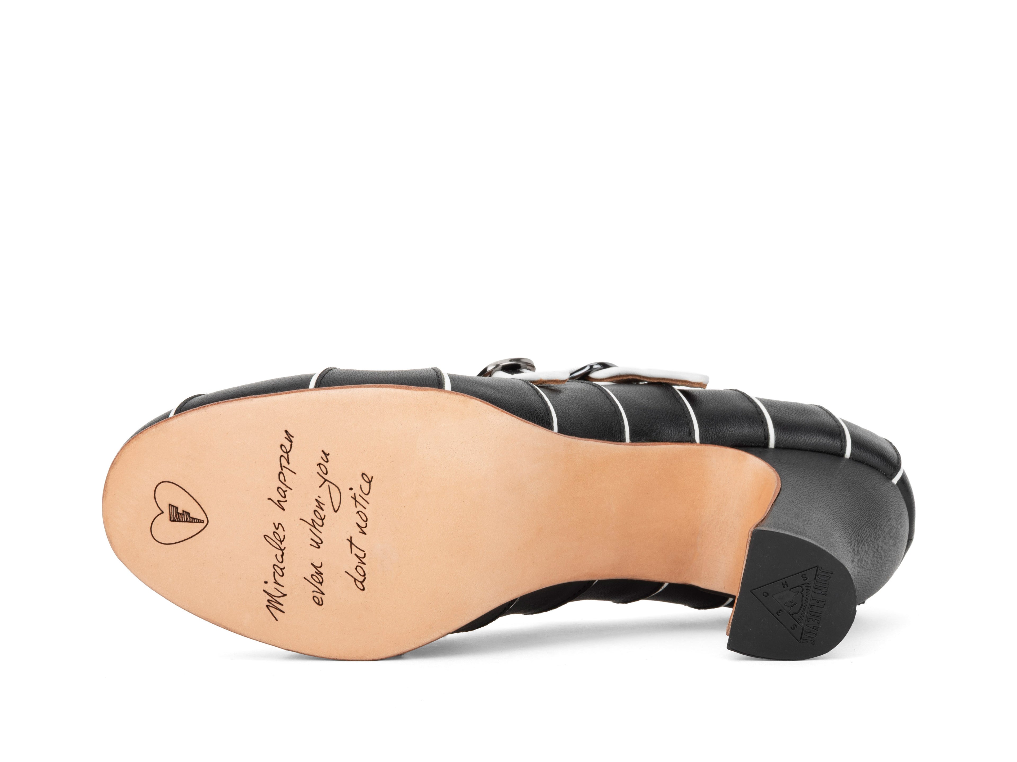 black,white - Sole