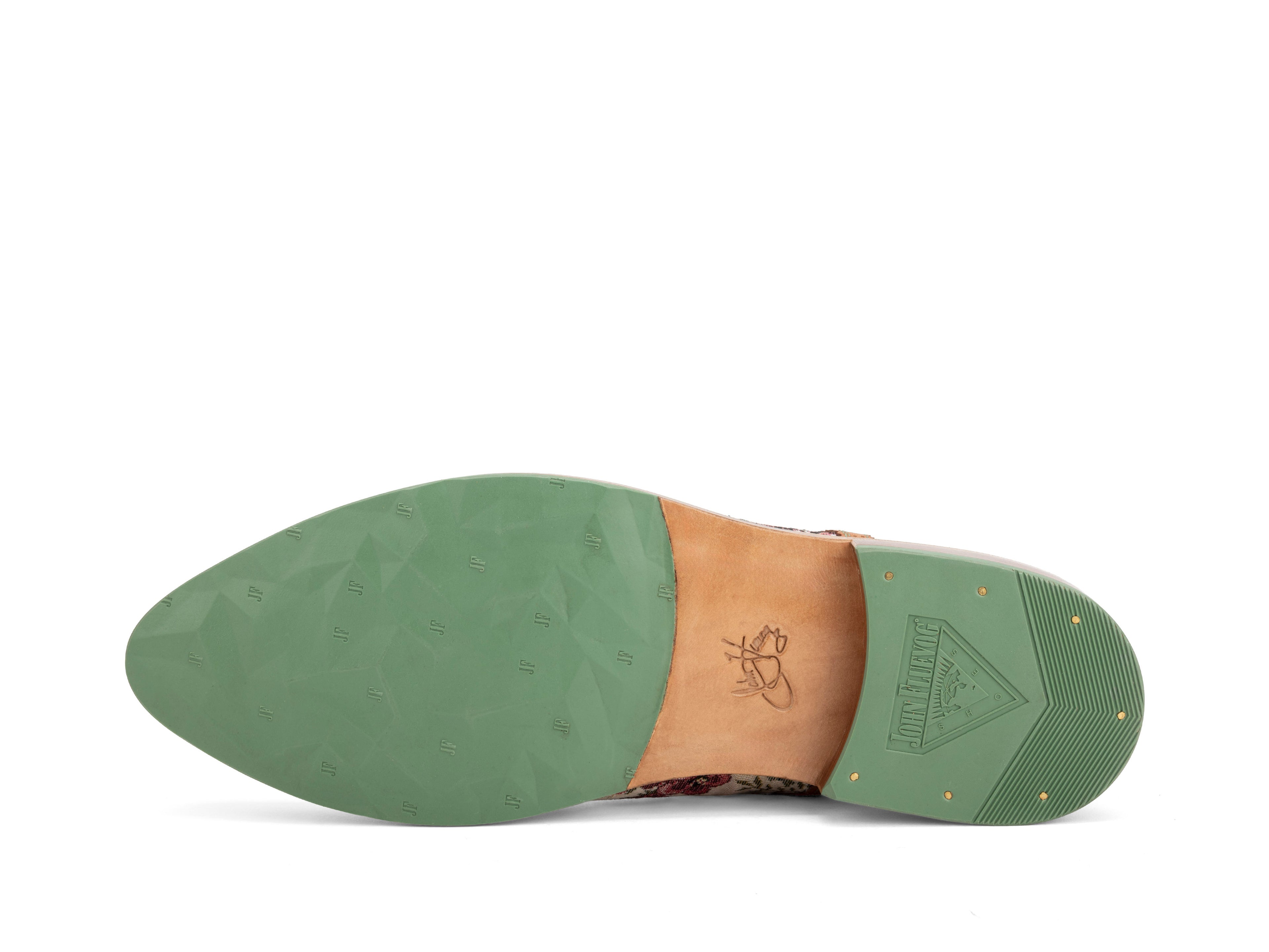 green_tapestry - Sole View